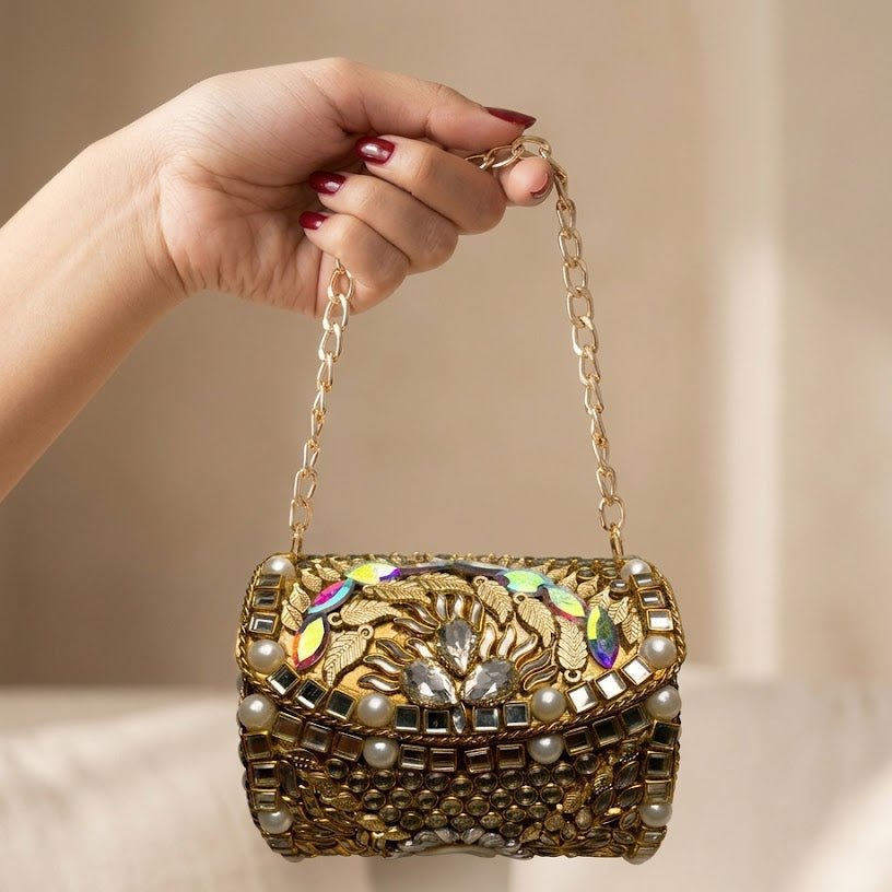 Avelis Kundan Clutch – Bridal Evening Bag with Chain - Riwaaj