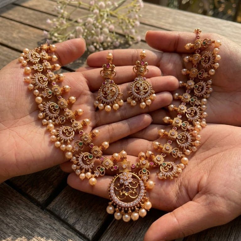 Antique Gold - Plated Pearl Necklace Set - Riwaaj