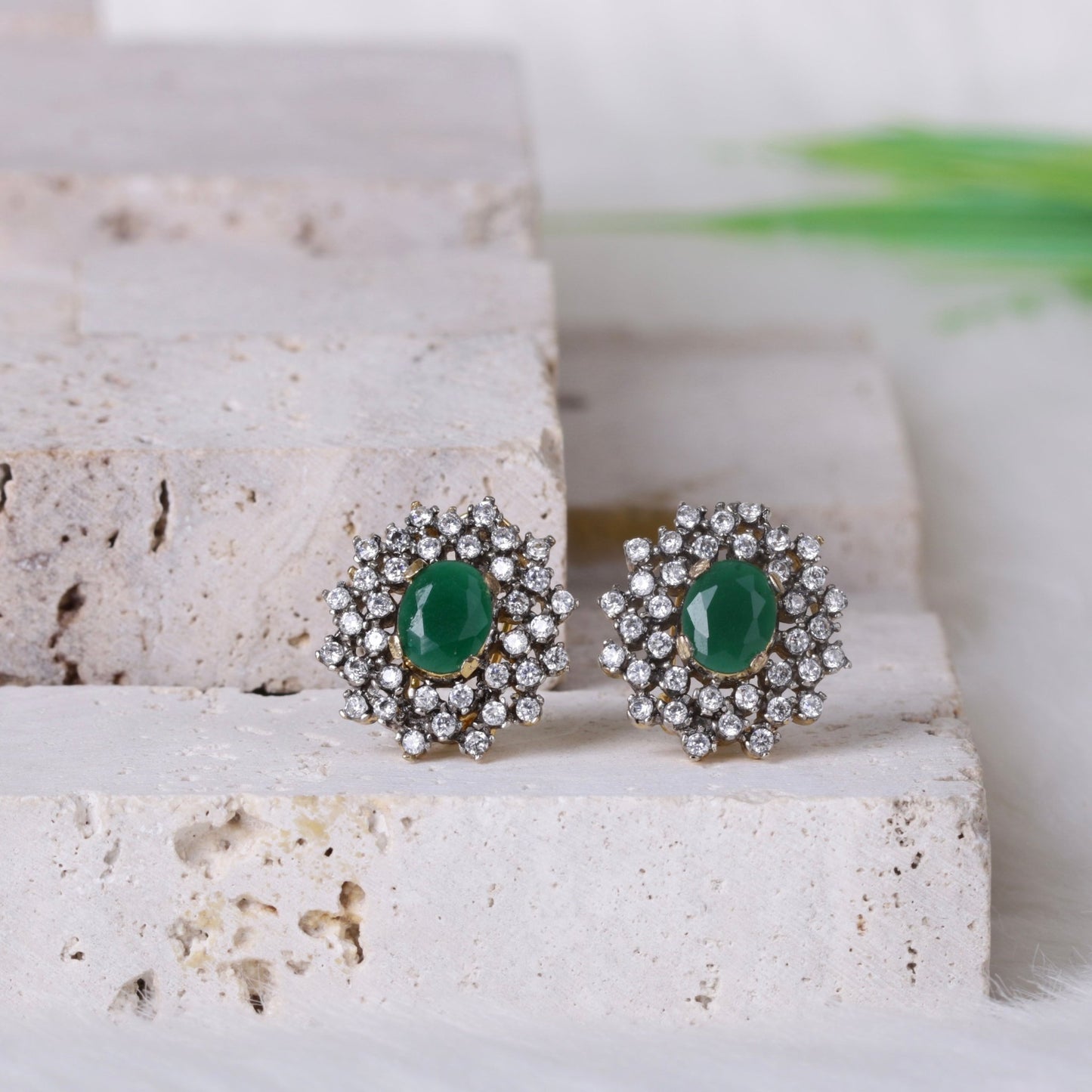 AD Zircons Studs Silver - Riwaaj
