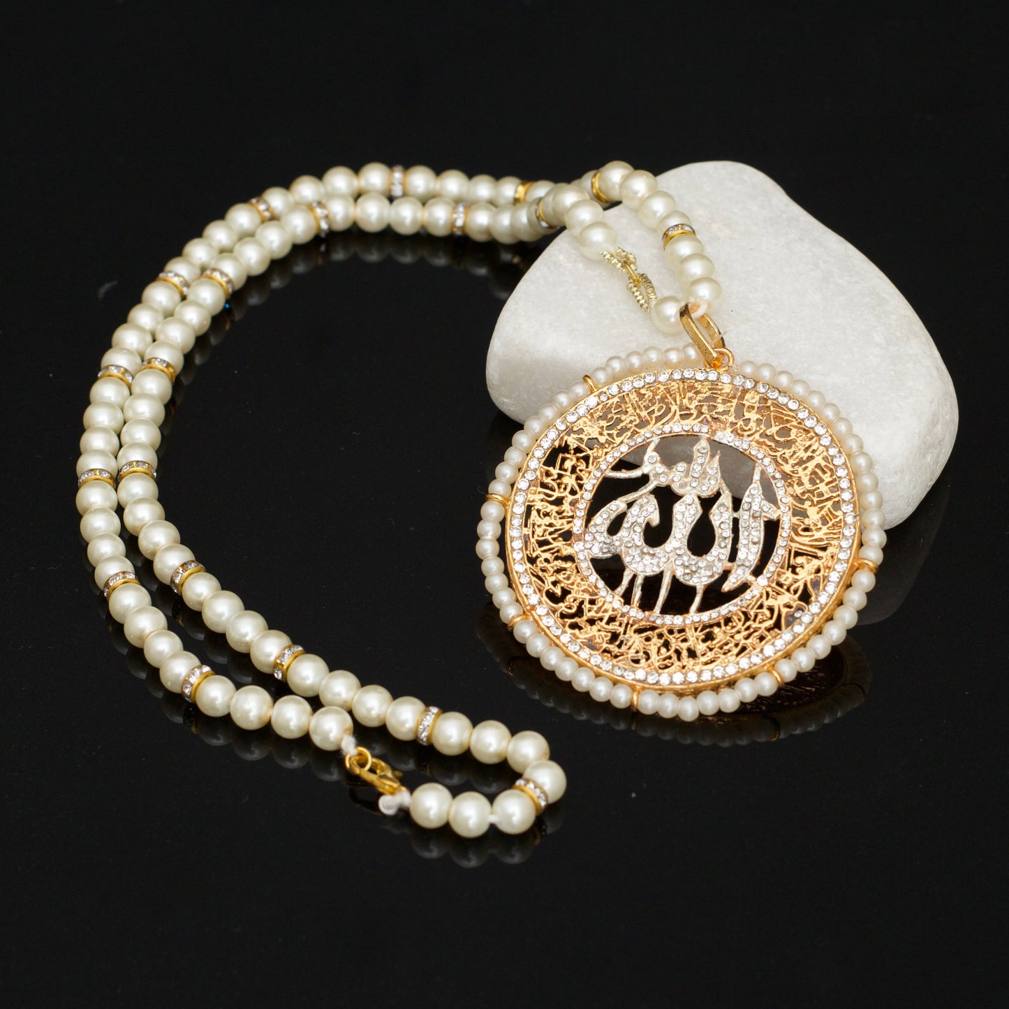 Calligraphy Pendant - 09