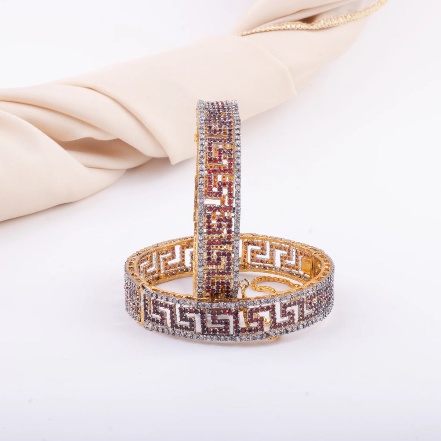 VICTORIAN RUBY BANGLE THIN