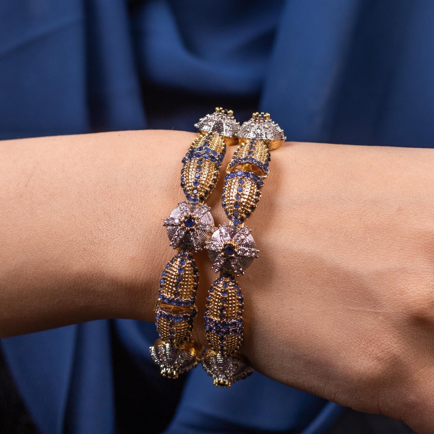 Aurora Glow Bangle Blue - Riwaaj