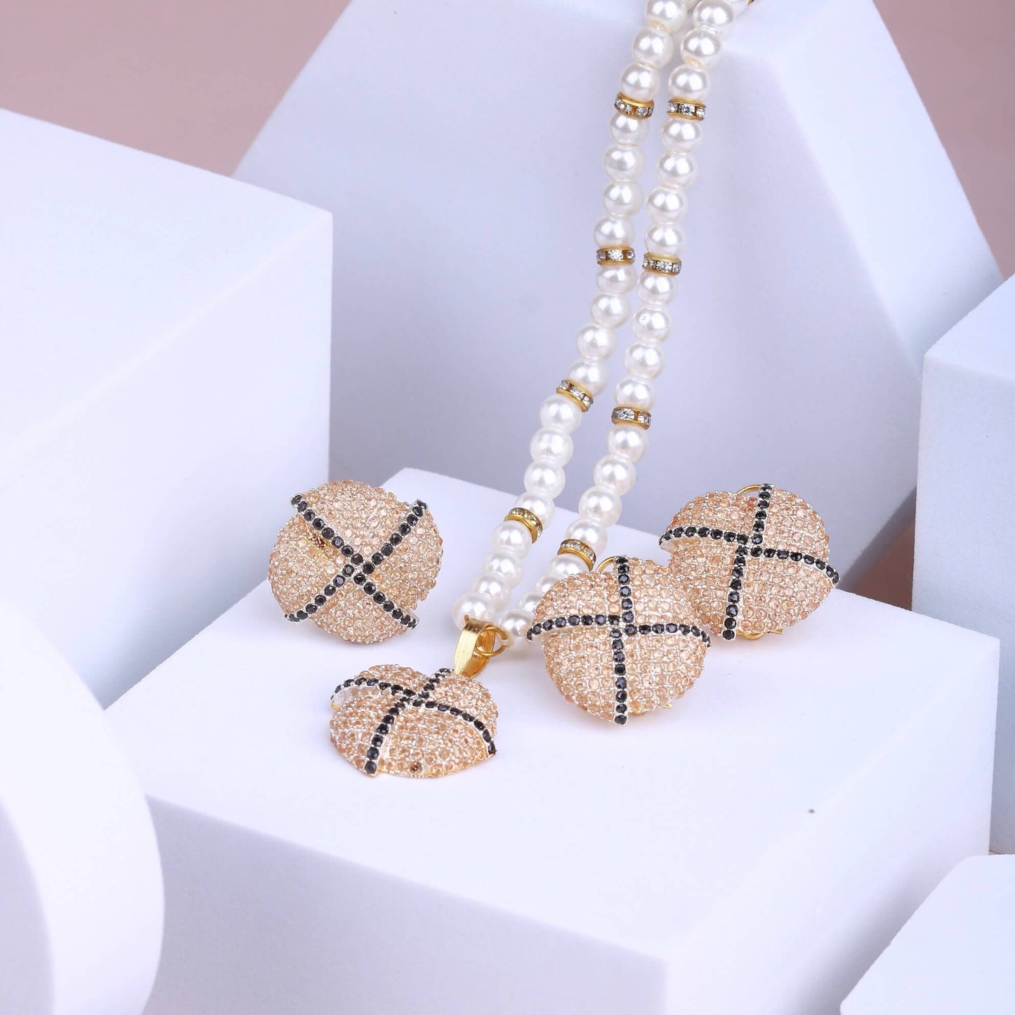 Premium quality Uncut Style Combo set with adjustable Ring - Riwaaj