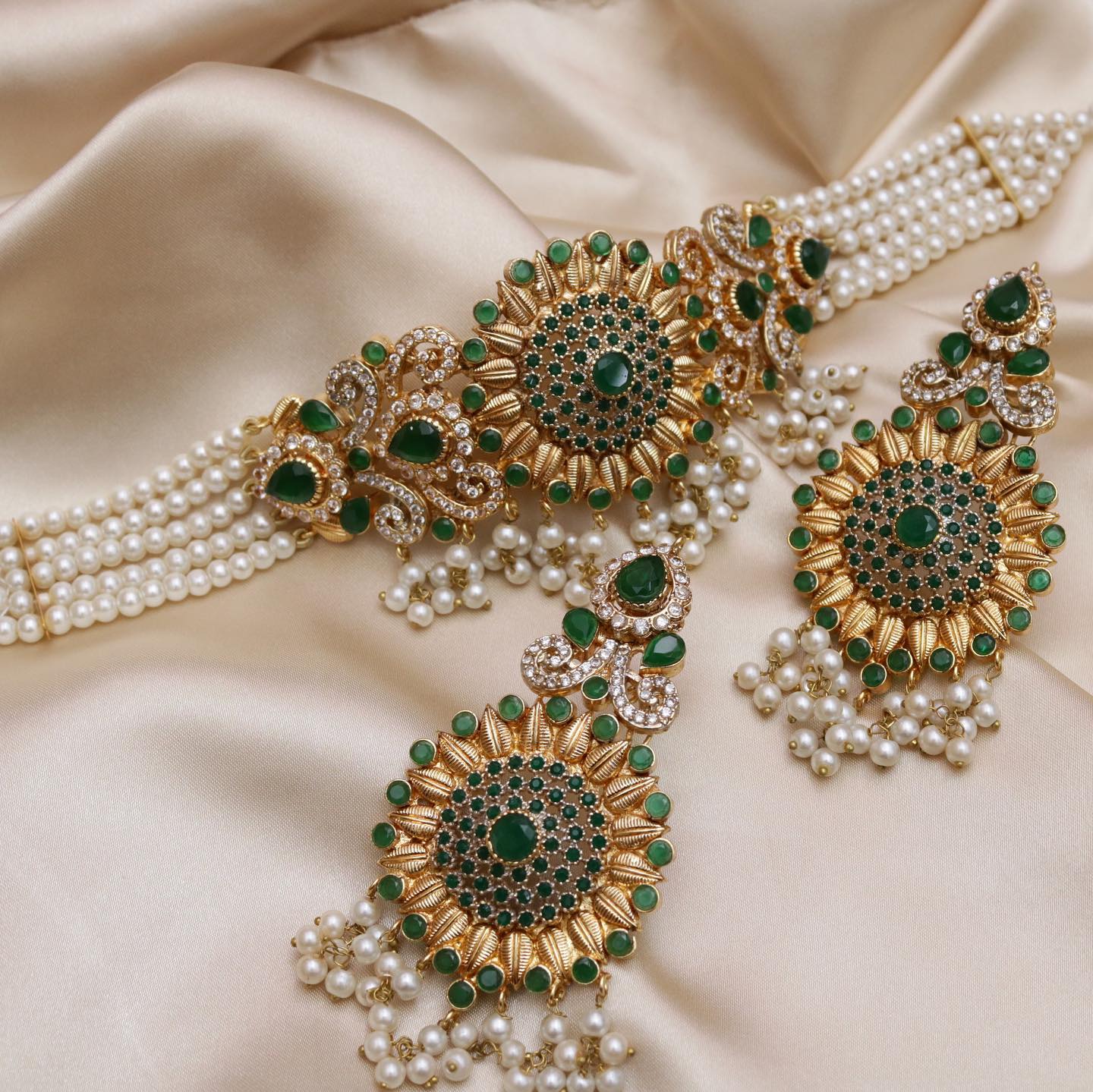 Exquisite Sun Flower Set - Riwaaj