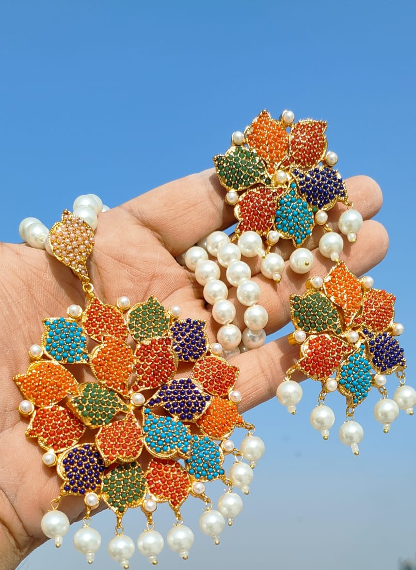 Satrangi Pendant Maala Set