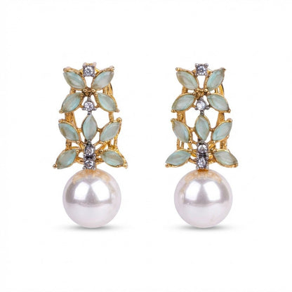 Pearl Flare Studs - Riwaaj