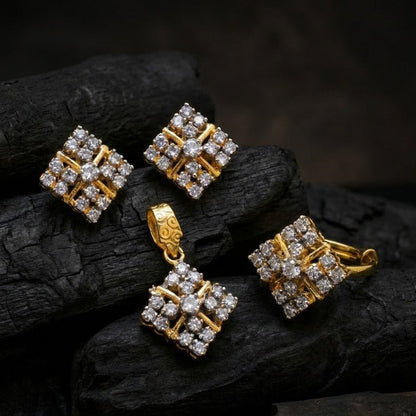 Pyramid Gold Plated Locket Set - Riwaaj