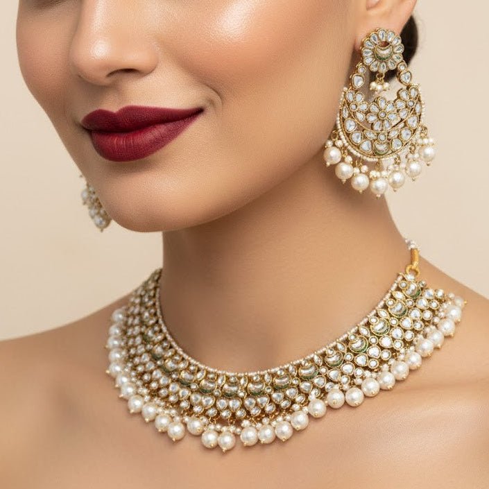 Luxury Kundan Jewelry Set - Necklace, Earrings & Teeka - Riwaaj