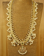Load image into Gallery viewer, Traditional Long Haar Kundan Set
