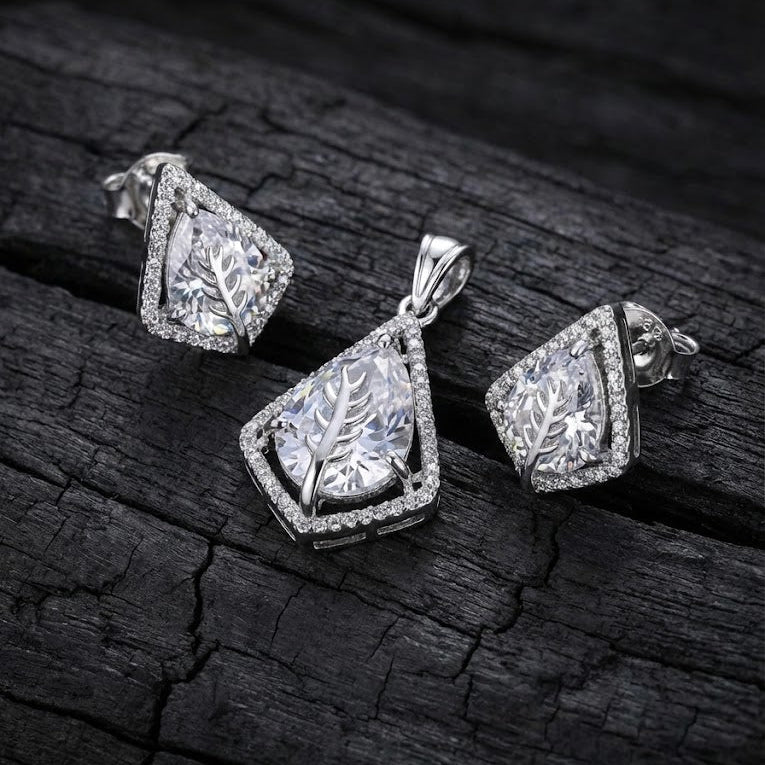 Silver Plated Leaf Teardrop Jewelry Set - Pendant & Earrings