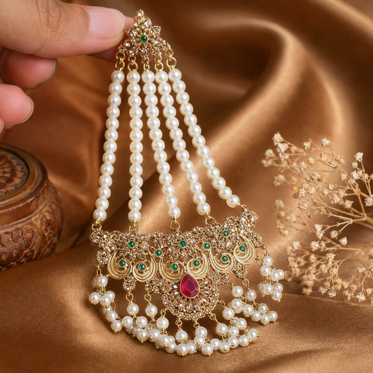 Noor-e-Sahar Multi bridal jewellery 08