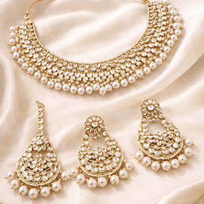 Luxury Kundan Jewelry Set - Necklace, Earrings & Teeka - Riwaaj
