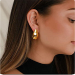 Load image into Gallery viewer, Tear Drop Earring
