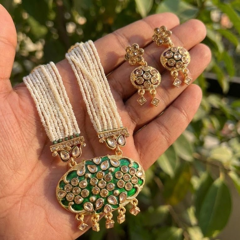 Firdaus Luxury Pearl Mala & Earring Set - Riwaaj