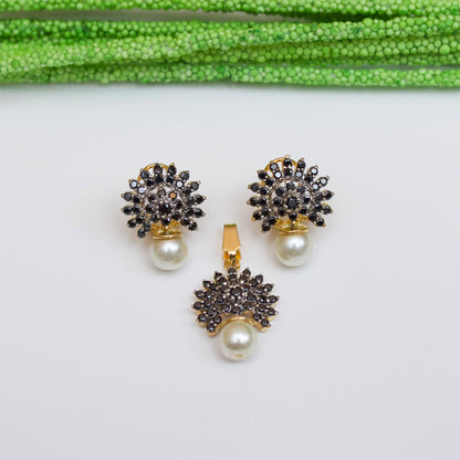 Zarqoon Locket Set