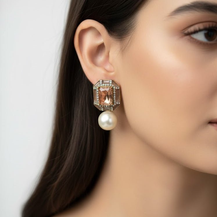 Sadaf Glow Studs - Riwaaj