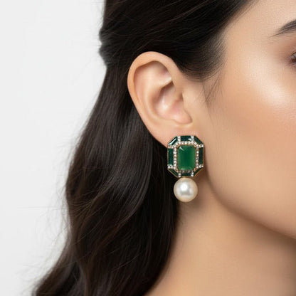 Sadaf Glow Studs - Riwaaj