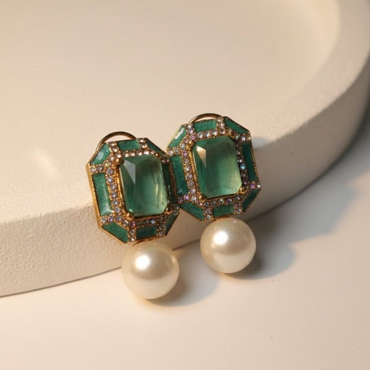 Sadaf Glow Studs - Riwaaj