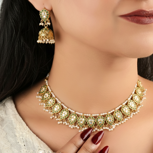 Emerald Glint Kundan Choker Set