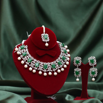 Yumna Zaidi Silver Set