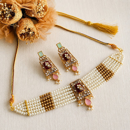 Mahira Pearl Choker Set