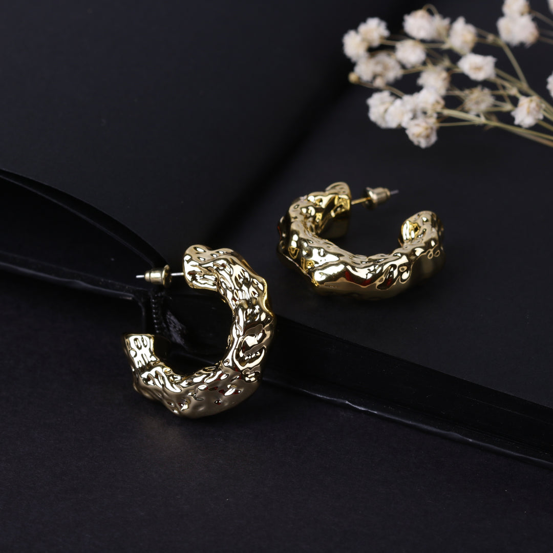 Curved Drop Studs