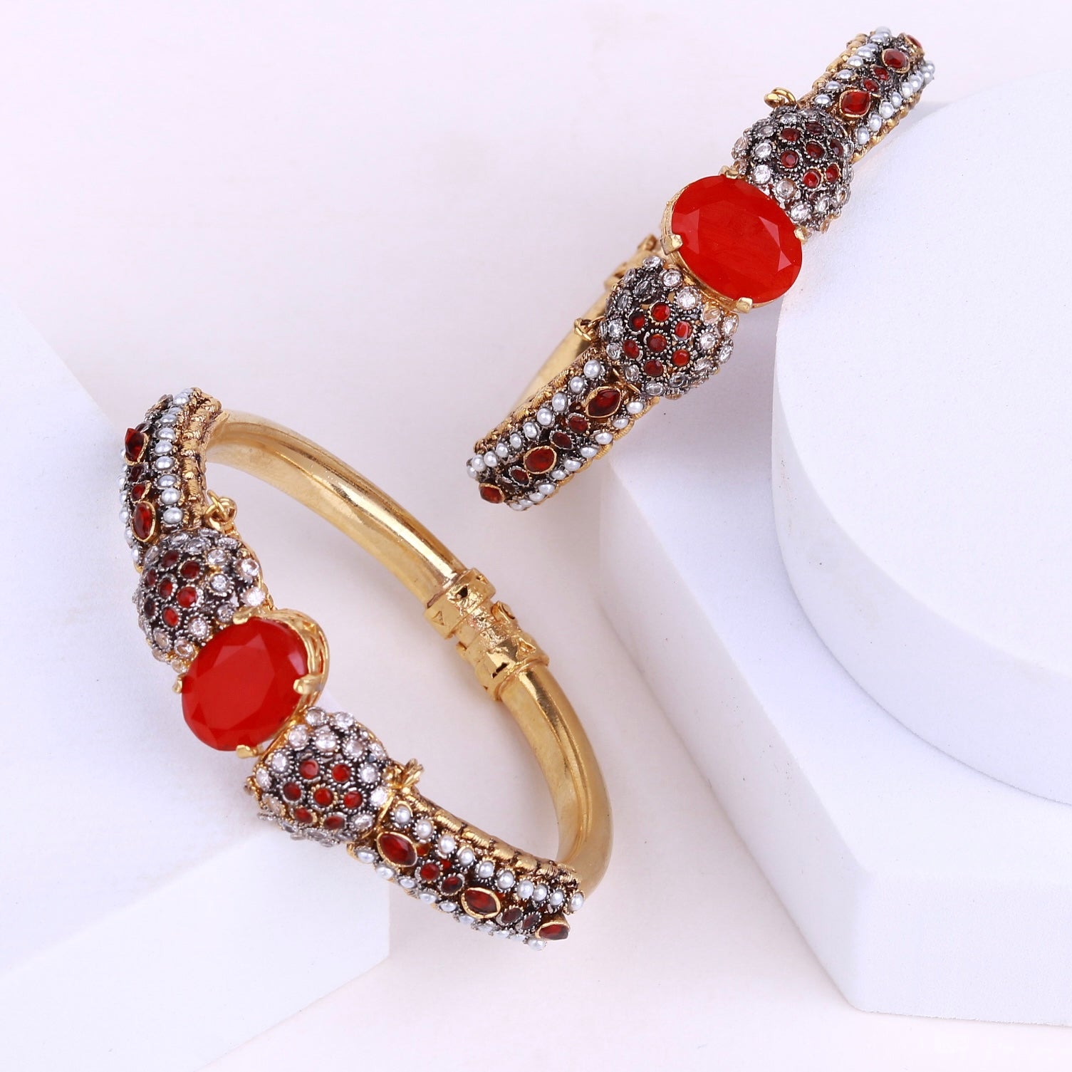 The Zirca Twilight Glow Openable Bangle - Riwaaj