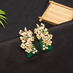 Load image into Gallery viewer, Golden Bloom Earrings
