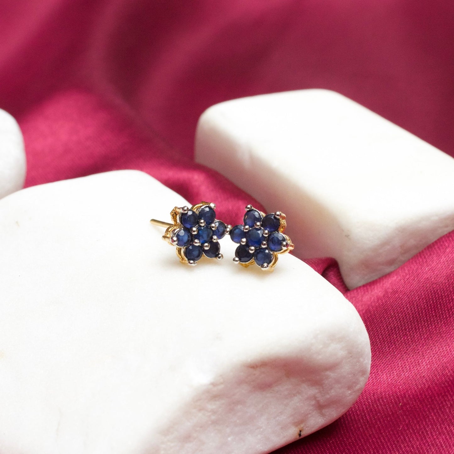 Zirconia Small Studs - Riwaaj