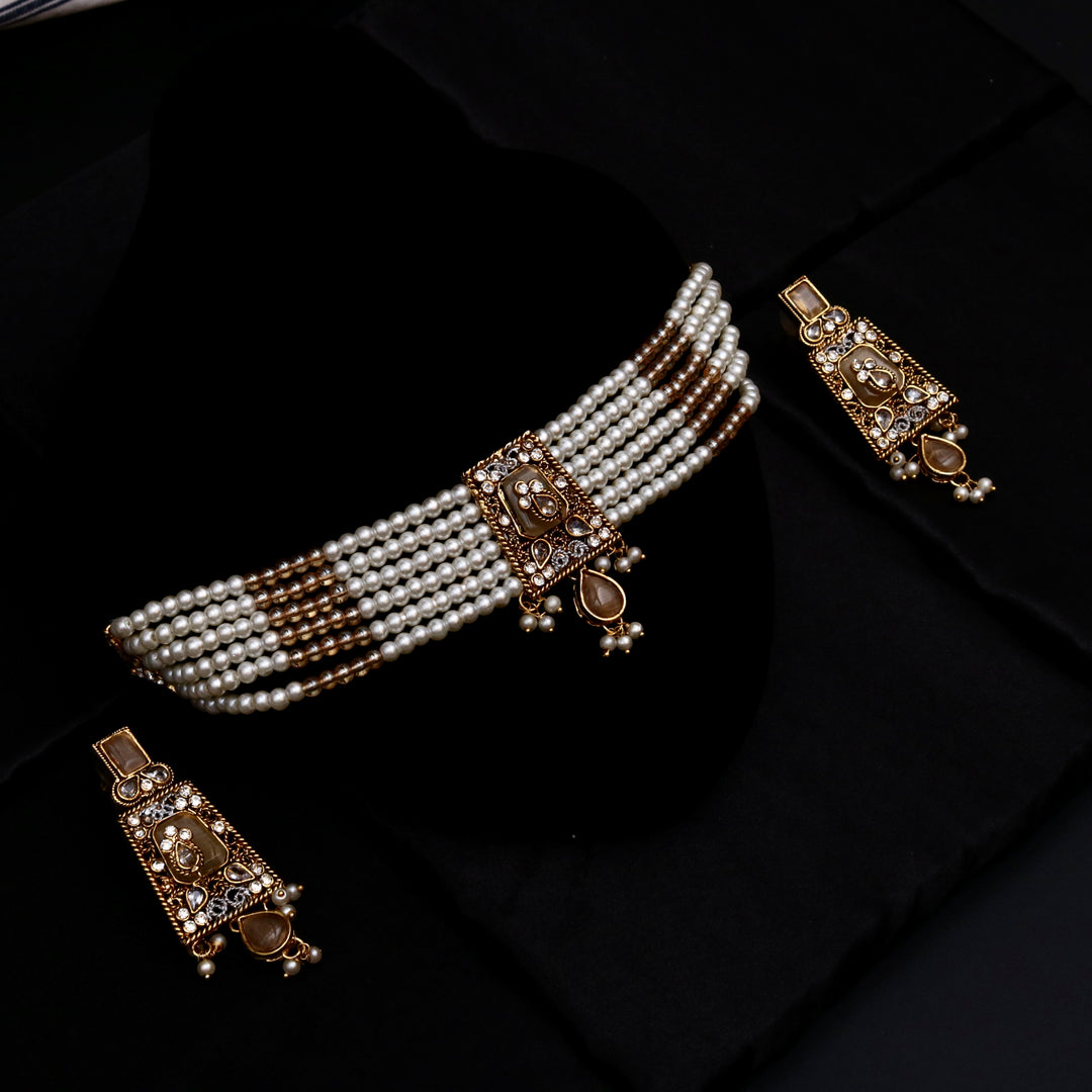 Mahira Pearl Choker Set