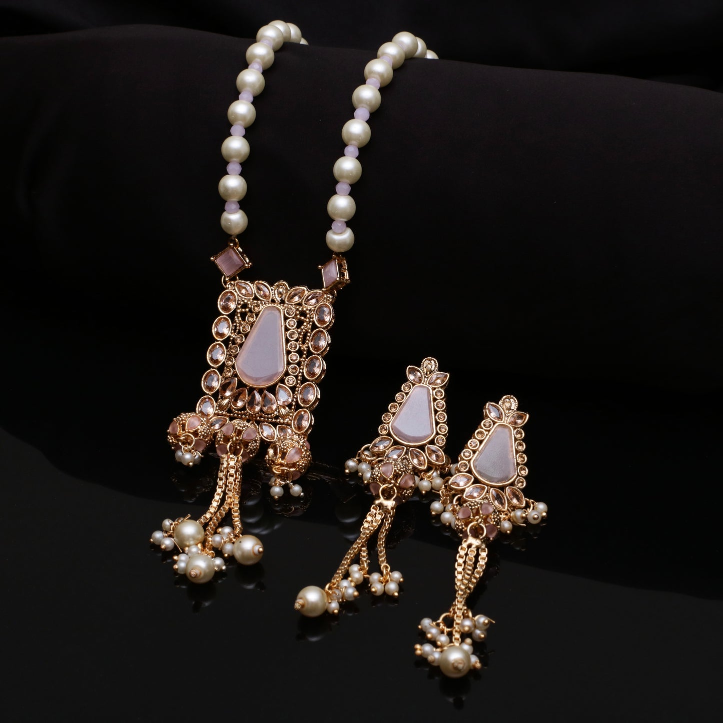 Zarmin Kundan Pearl Maala Set