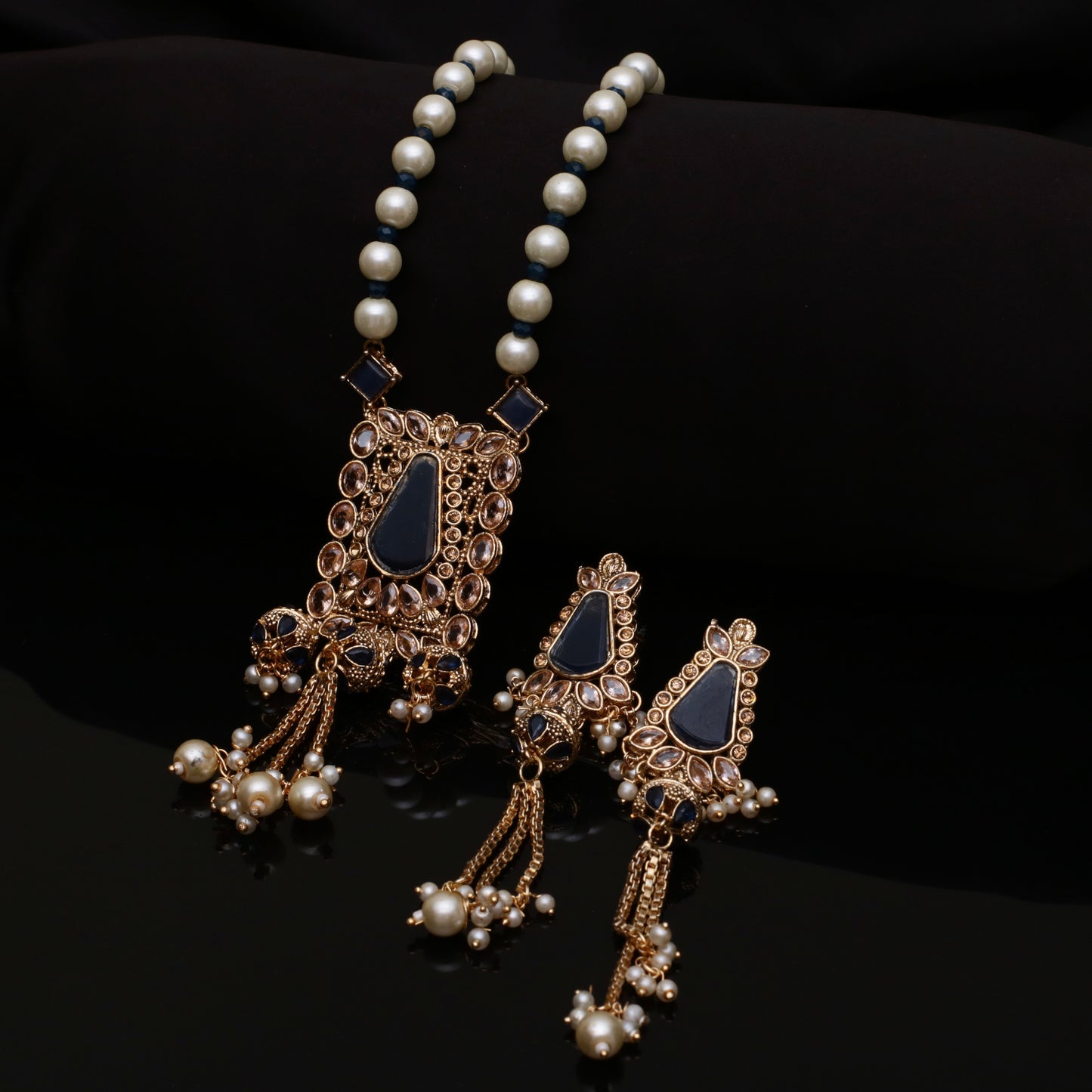 Zarmin Kundan Pearl Maala Set