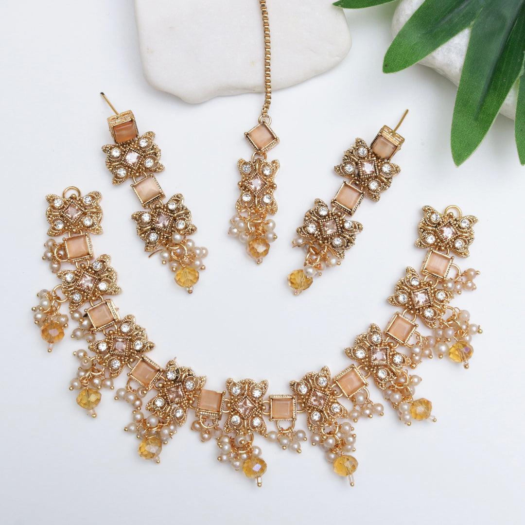 Gemstones Antique Necklace Set