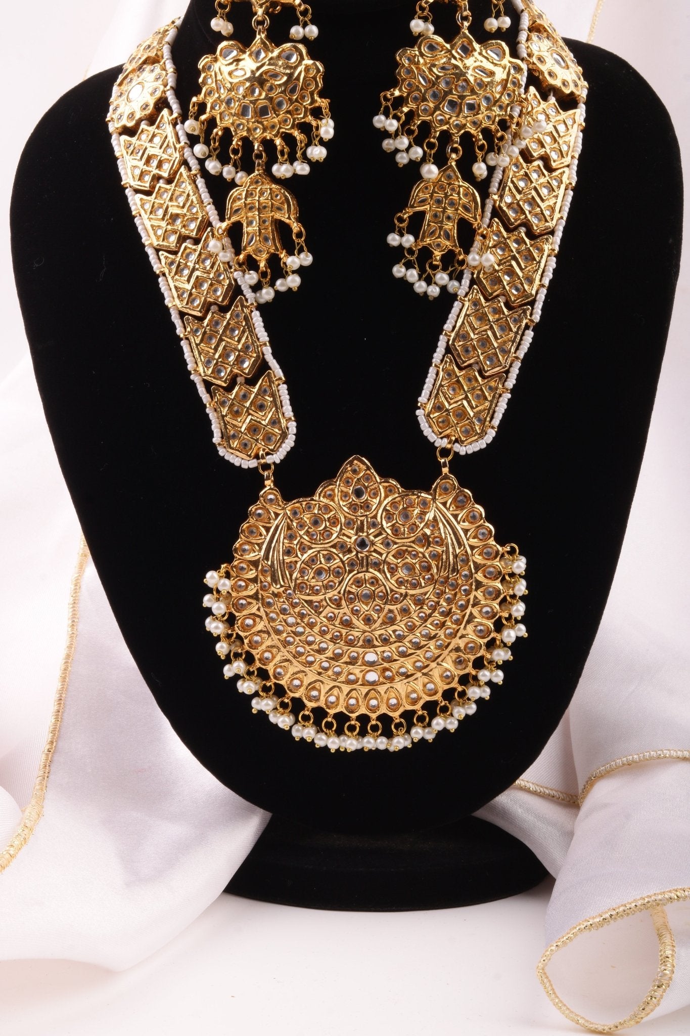 Noor - e - Zar Set - Riwaaj
