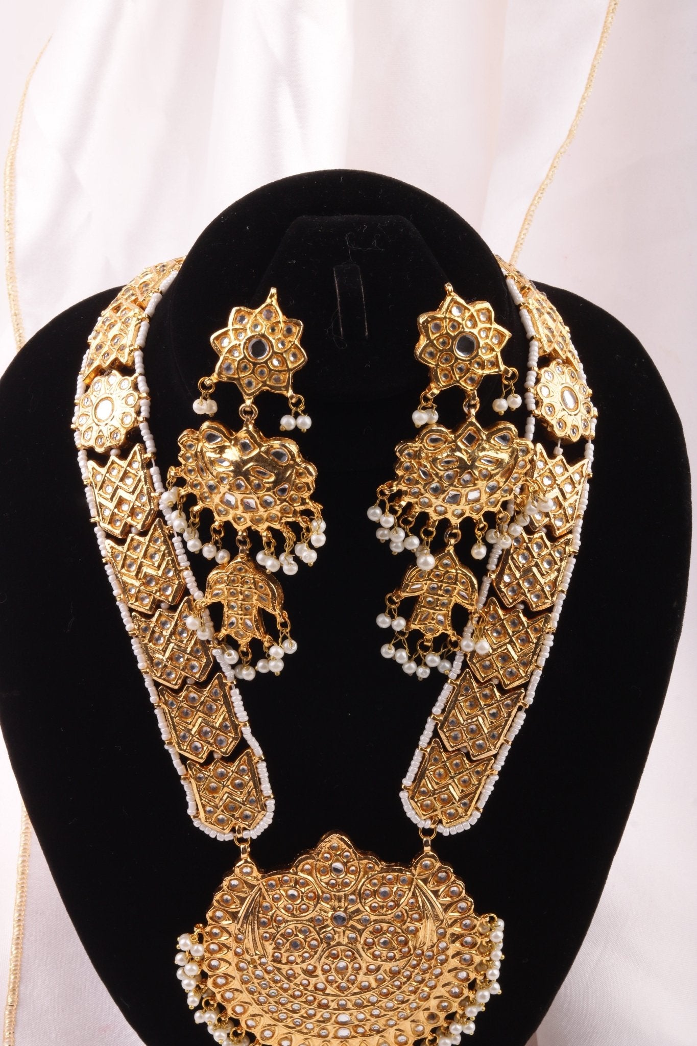 Noor - e - Zar Set - Riwaaj