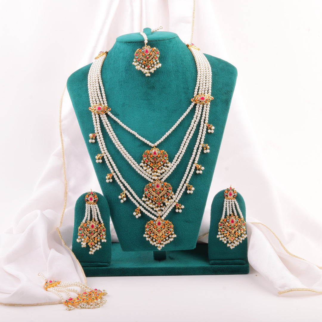 Traditional Royal Pearl Kundan Set