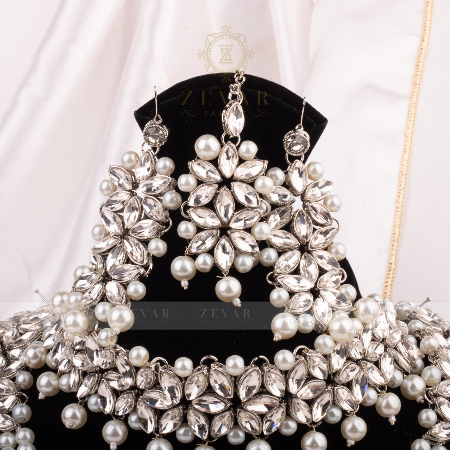 Imperial Bridal Kundun Pearl Set Silver
