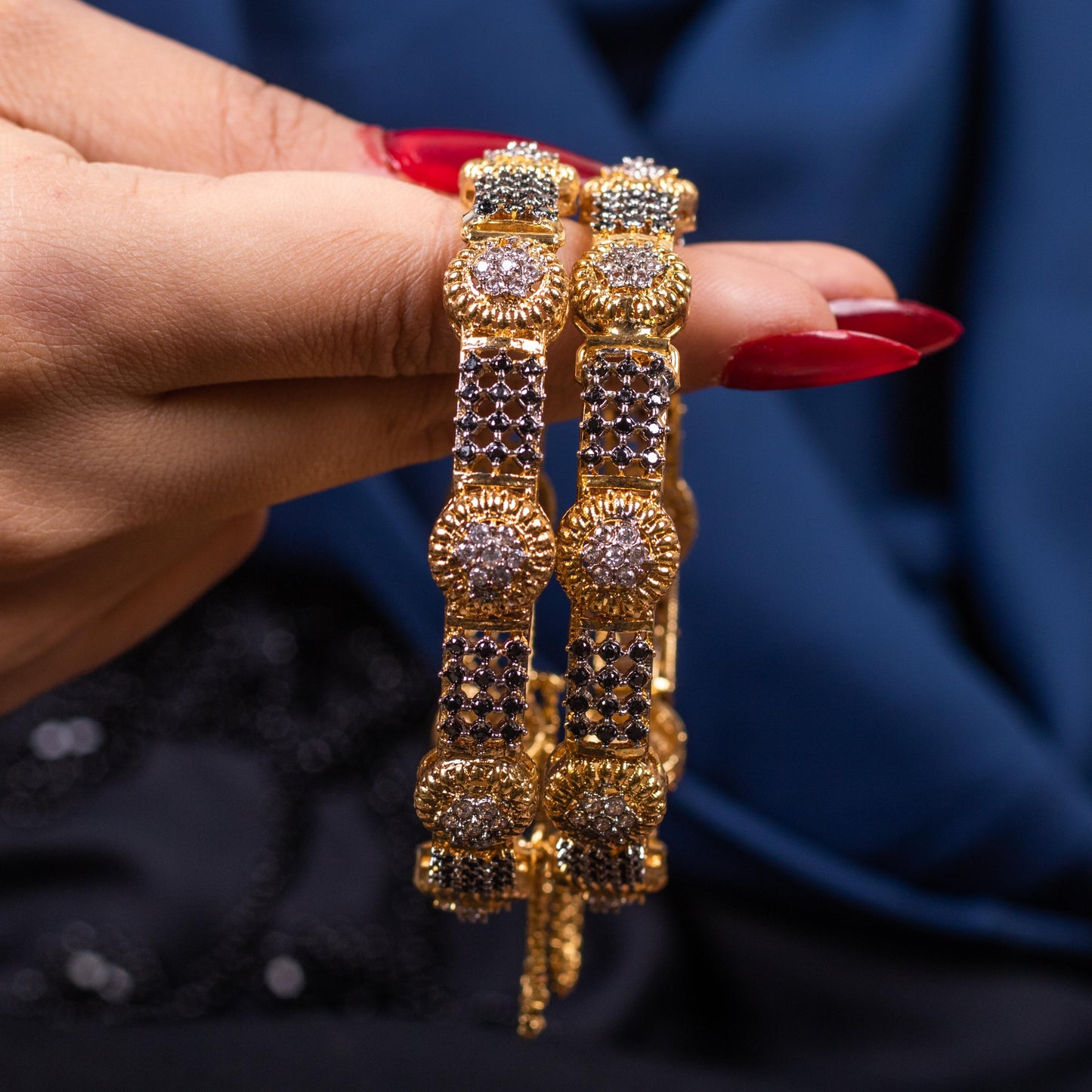 Stone Circle Bangle Black