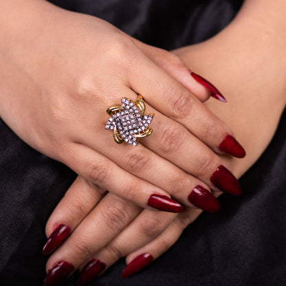 Glamorous-Style Ring