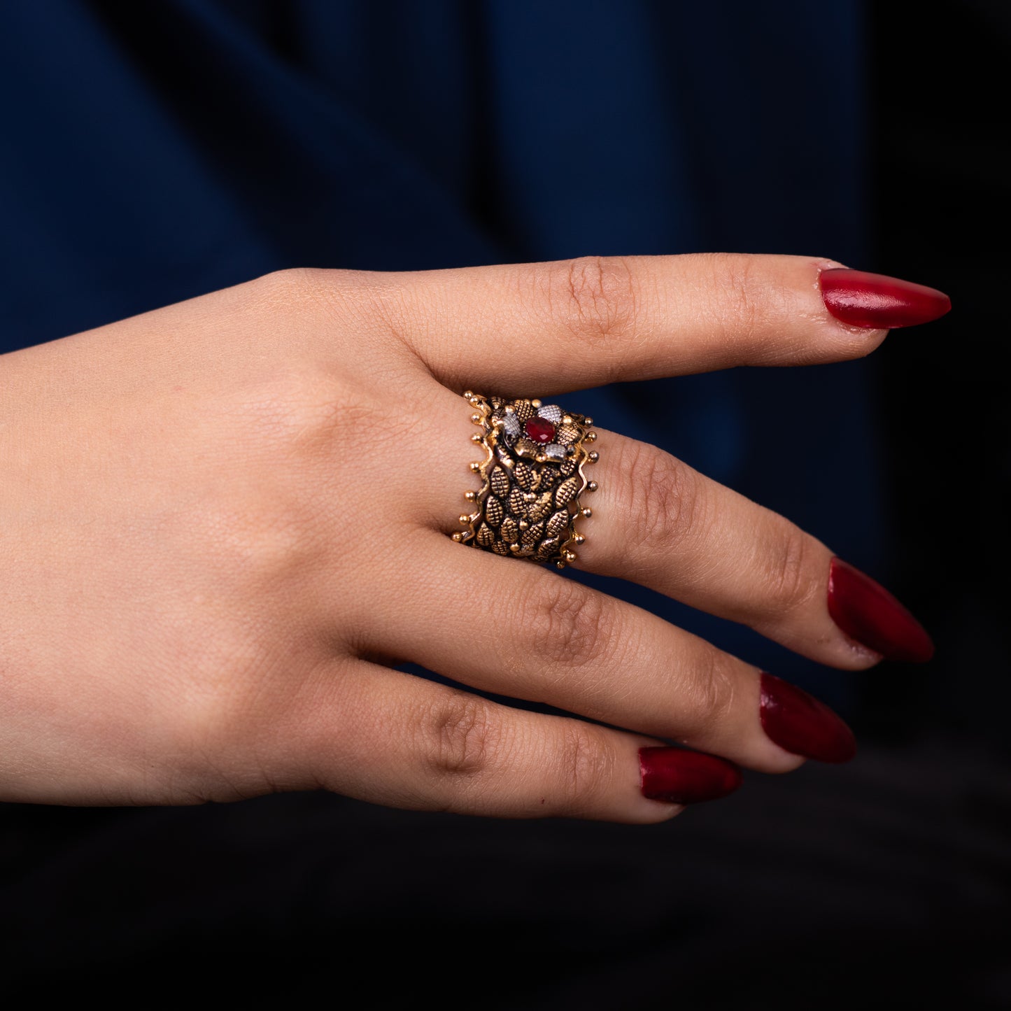 Antique Look Rajwadi Openable Ring