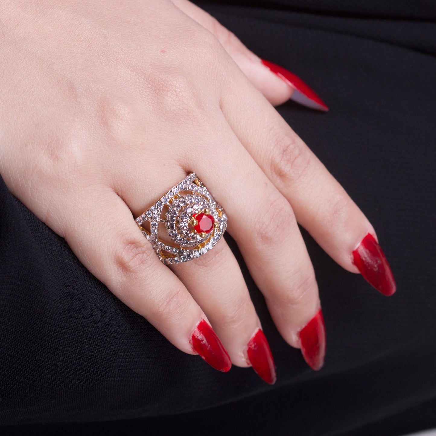 Crown Cut Ring - Riwaaj