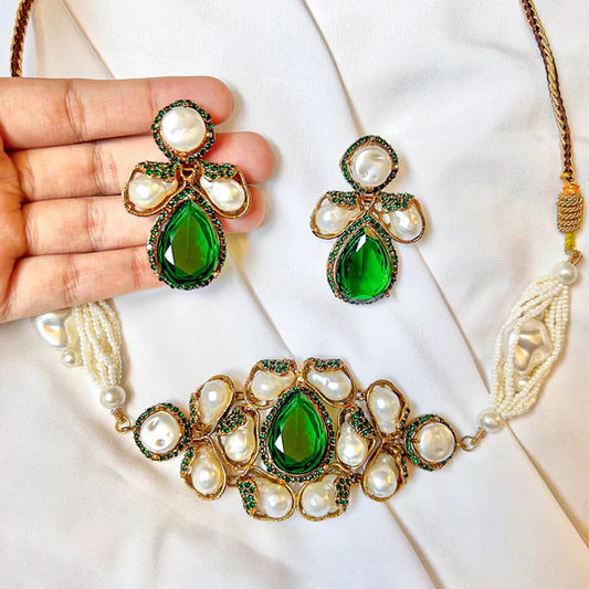 Heera-e-Hunar  Set