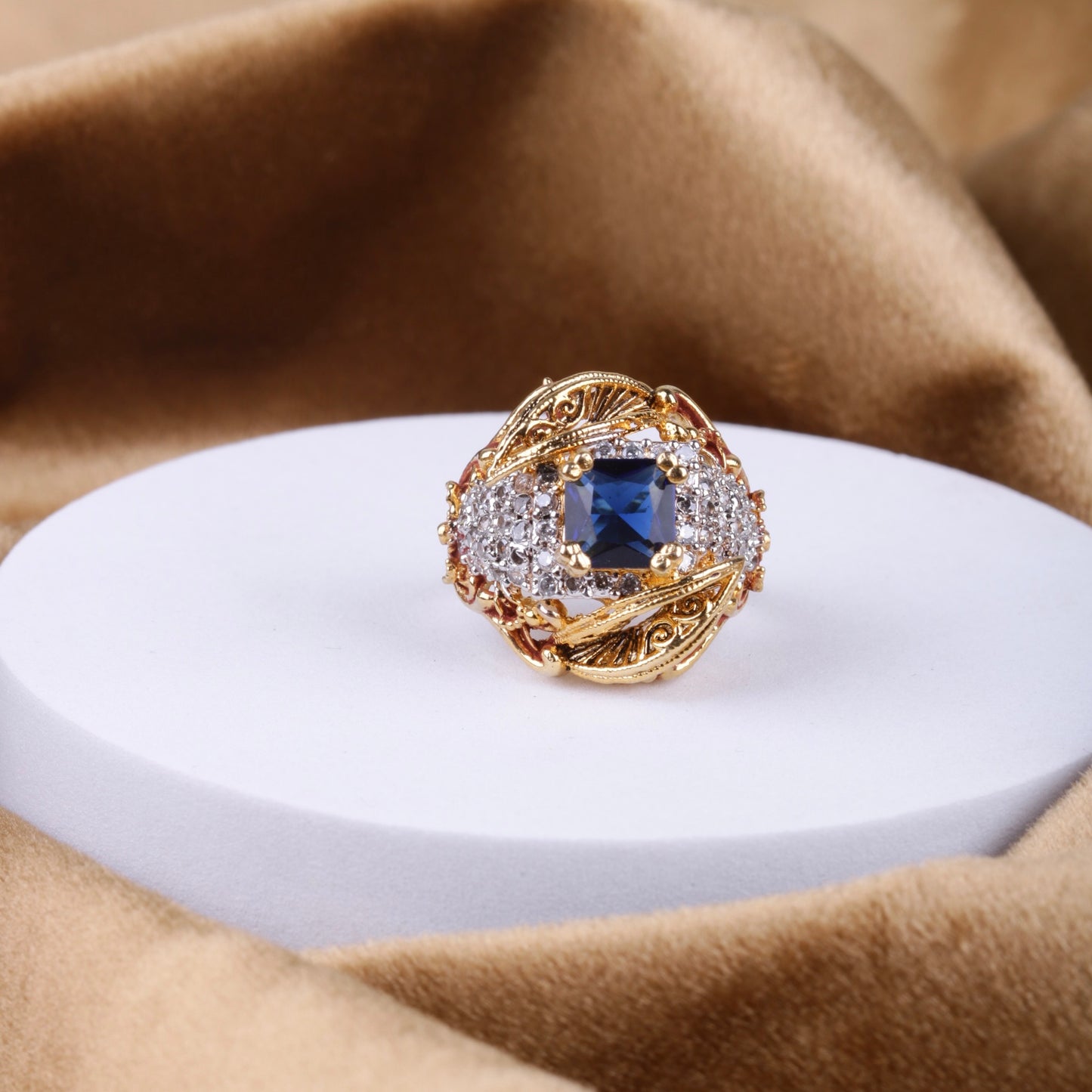 Queen Rings - Riwaaj