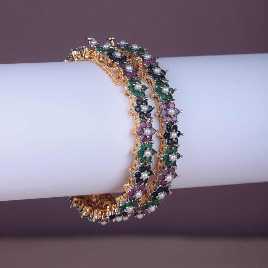Premium Zirconia Flower Bangle
