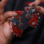 Load image into Gallery viewer, Crush Blossom Earrings
