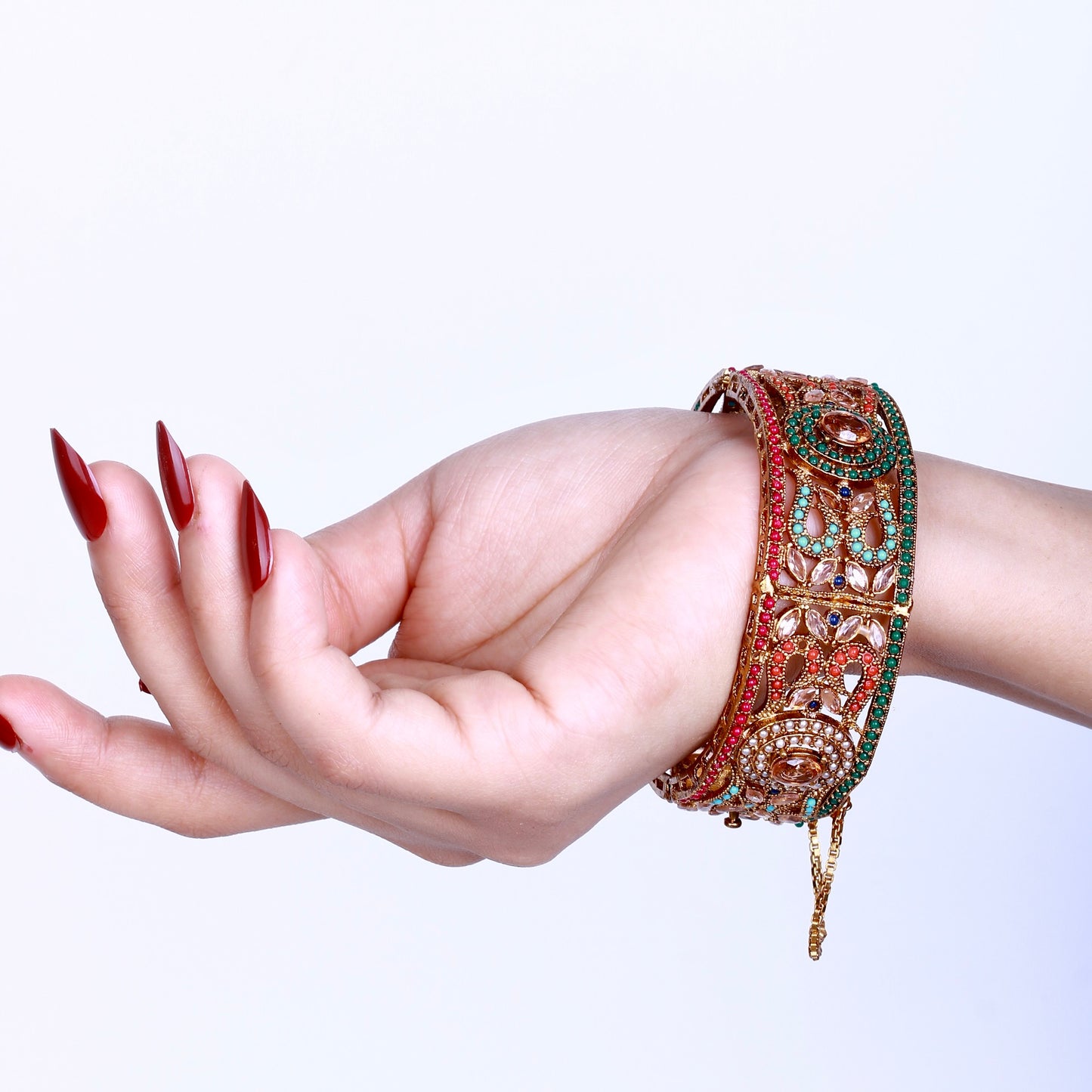 Navarttan Nazaakat Bangles