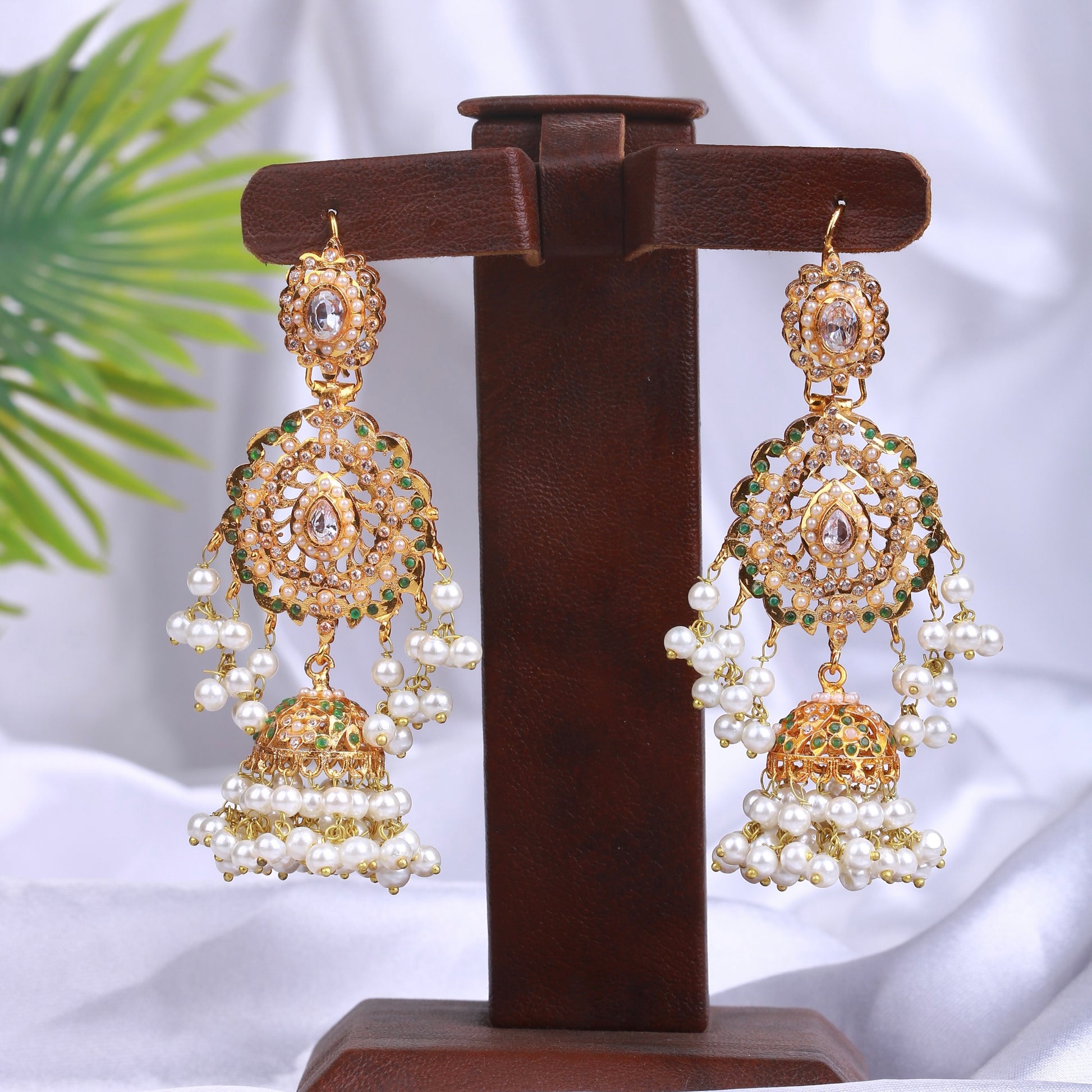Heirloom Kundan Chandbalis - Riwaaj
