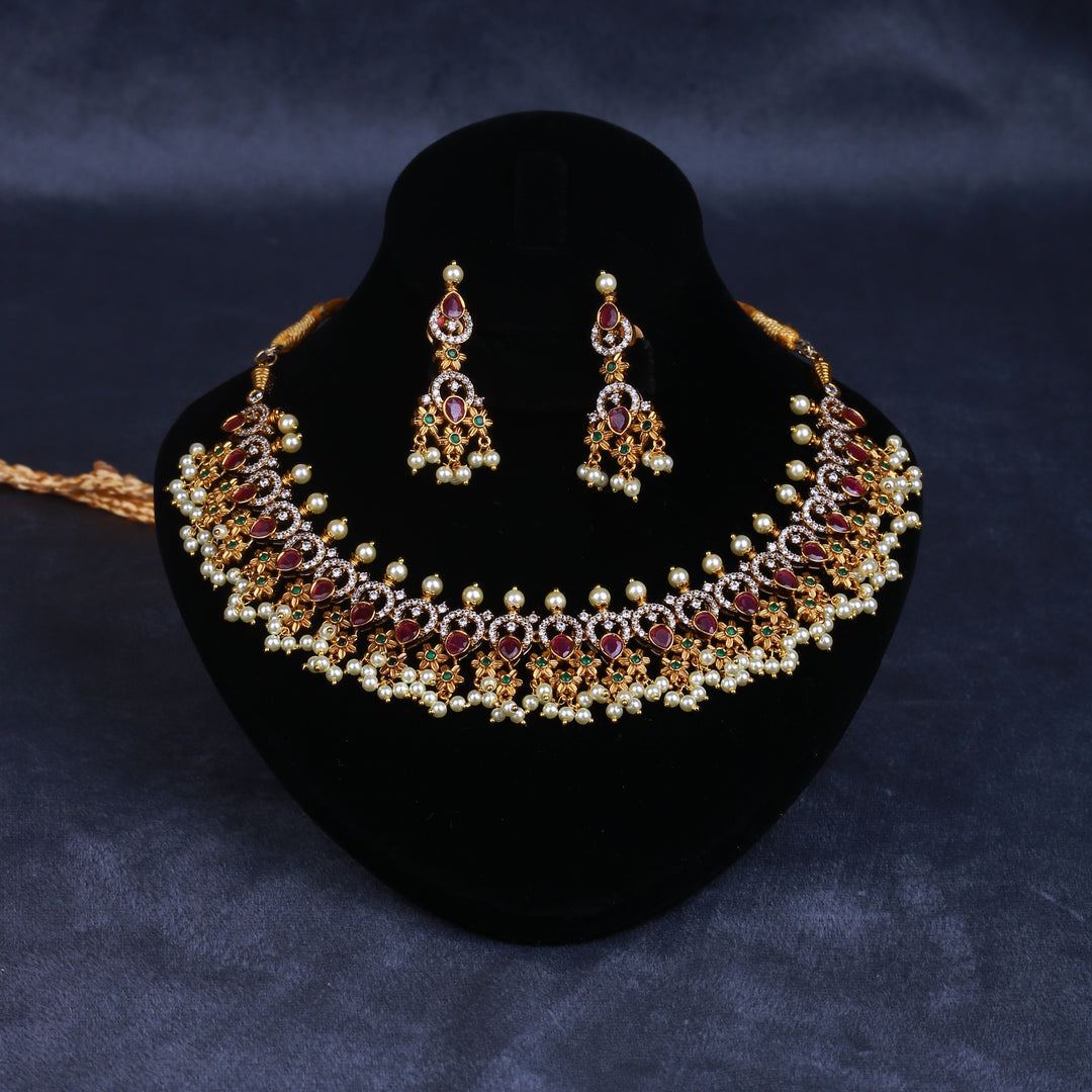 Gulbano Choker Set
