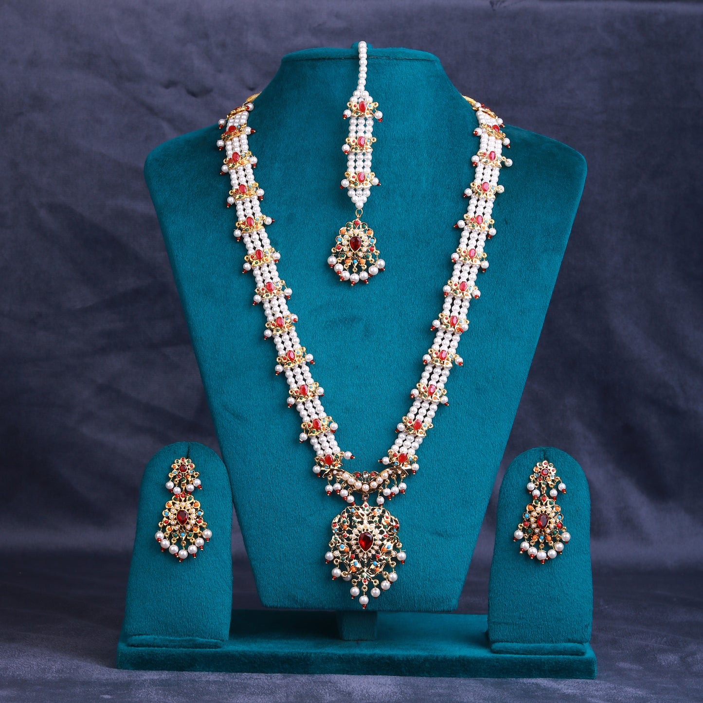 Zareen Mahal Jewellery Set
