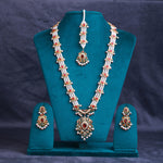 Load image into Gallery viewer, Zareen Mahal Jewellery Set

